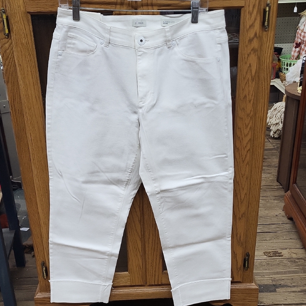 NWT J.Jill Denim Cropped Pants